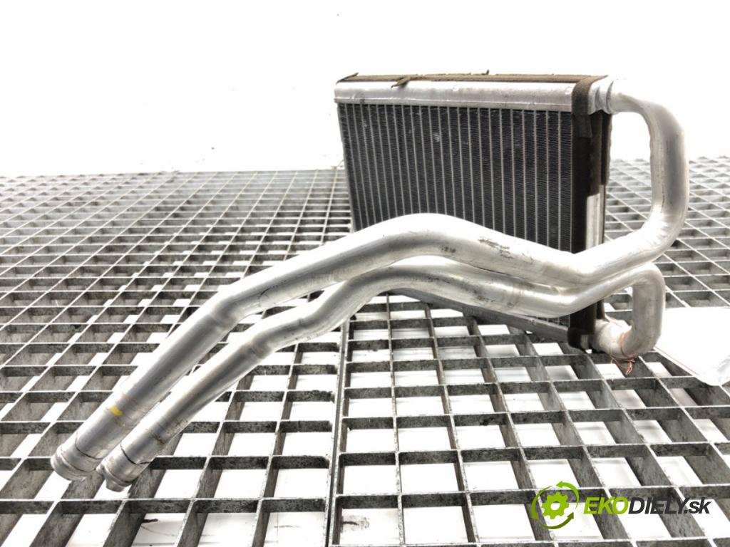 KIA RIO III (UB) 2011 - 2017    1.2 CVVT 62 kW [84 KM] benzyna 2014 - 2017  Výhrevné teleso, radiátor kúrenia  (Radiátory kúrenia)