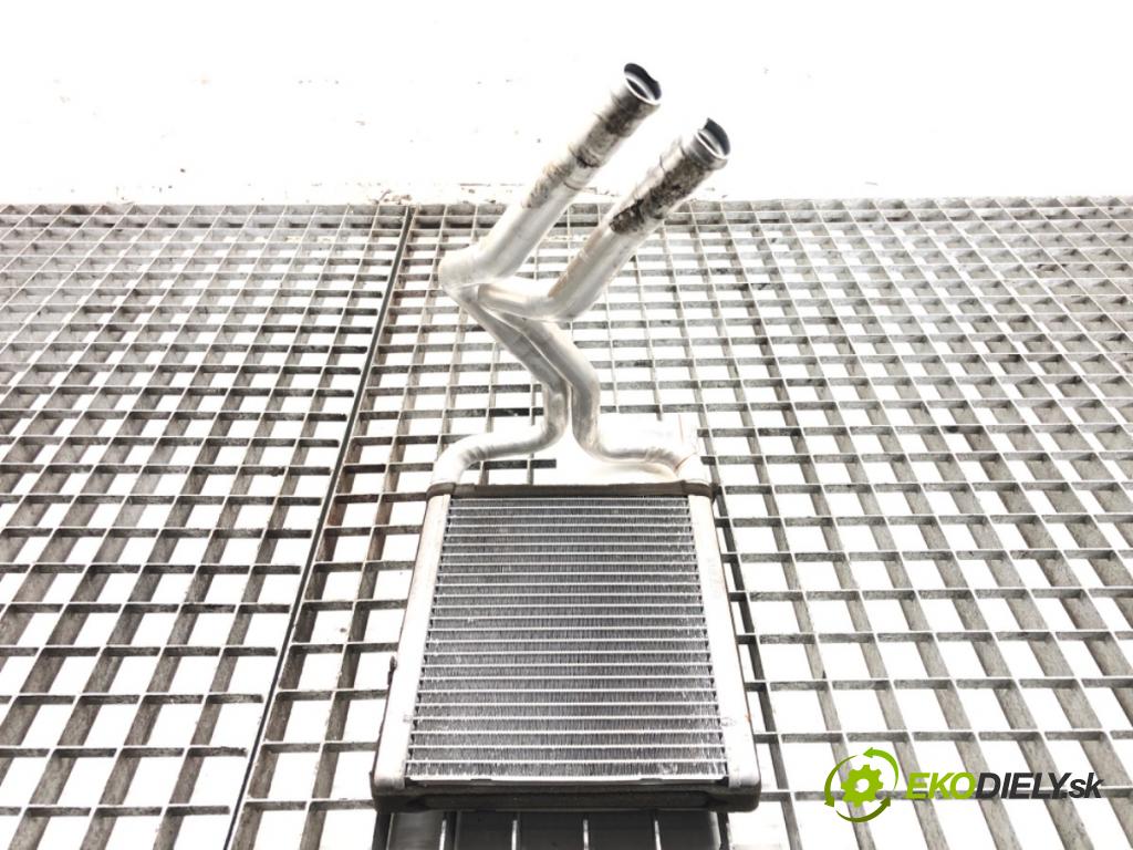 KIA RIO III (UB) 2011 - 2017    1.2 CVVT 62 kW [84 KM] benzyna 2014 - 2017  Výhrevné teleso, radiátor kúrenia  (Radiátory kúrenia)