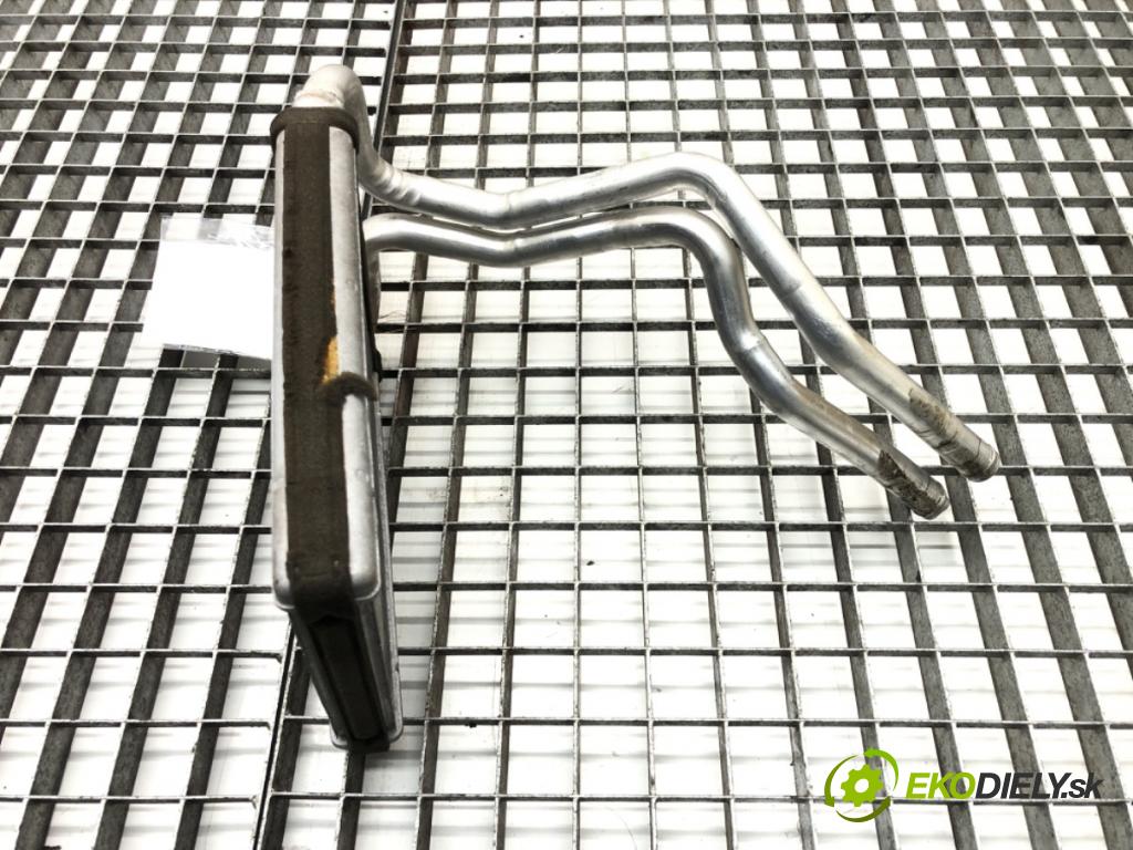 KIA RIO III (UB) 2011 - 2017    1.2 CVVT 62 kW [84 KM] benzyna 2014 - 2017  Výhrevné teleso, radiátor kúrenia  (Radiátory kúrenia)