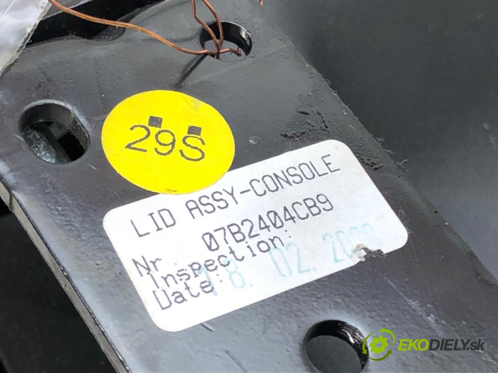 NISSAN QASHQAI / QASHQAI +2 I (J10, NJ10, JJ10E) 2006 - 2014    2.0 104 kW [141 KM] benzyna 2007 - 2013  Lakťová opierka  (Lakťové opierky)