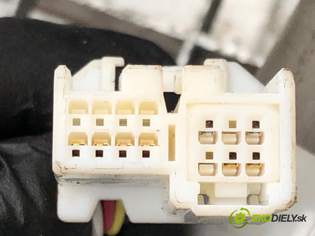 TOYOTA AURIS (_E15_) 2006 - 2012    1.4 D-4D (NDE150_) 66 kW [90 KM] olej napędowy 200  Pumpa servočerpadlo 45200-02281 (Servočerpadlá, pumpy riadenia)