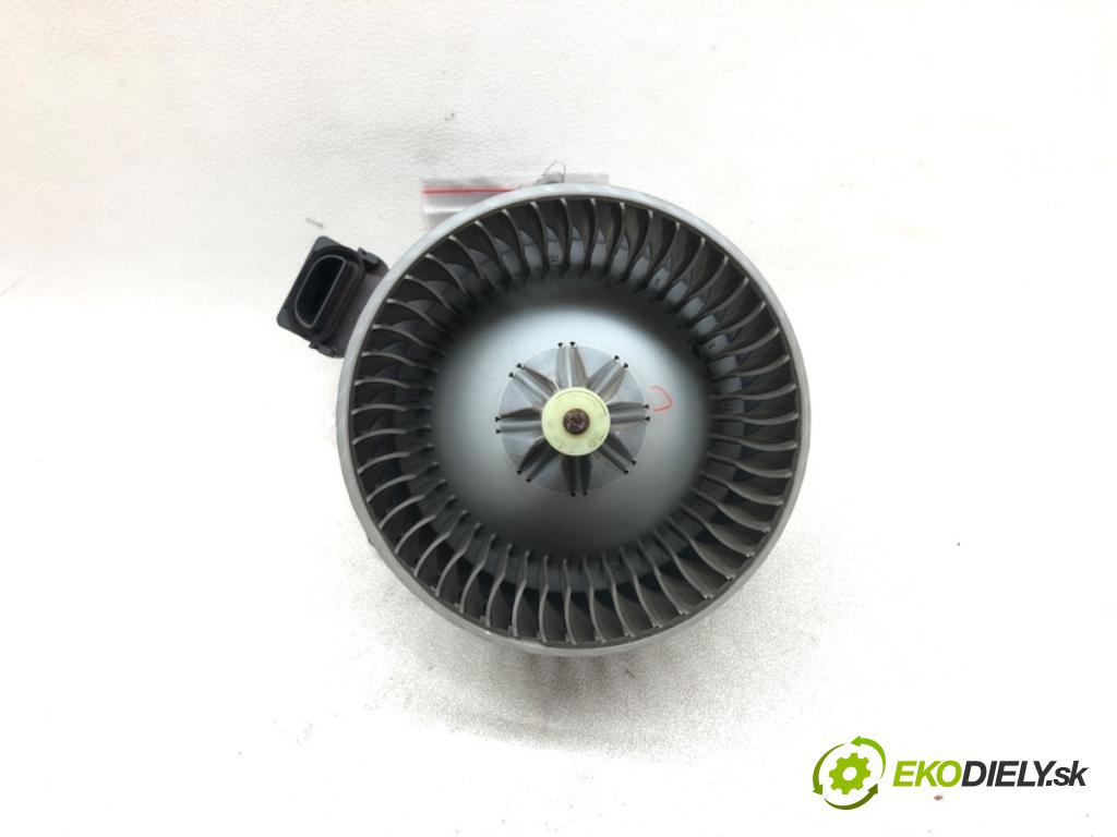 TOYOTA AURIS (_E15_) 2006 - 2012    1.4 D-4D (NDE150_) 66 kW [90 KM] olej napędowy 200  ventilátor topení AV272700-5151 (Ventilátory topení)