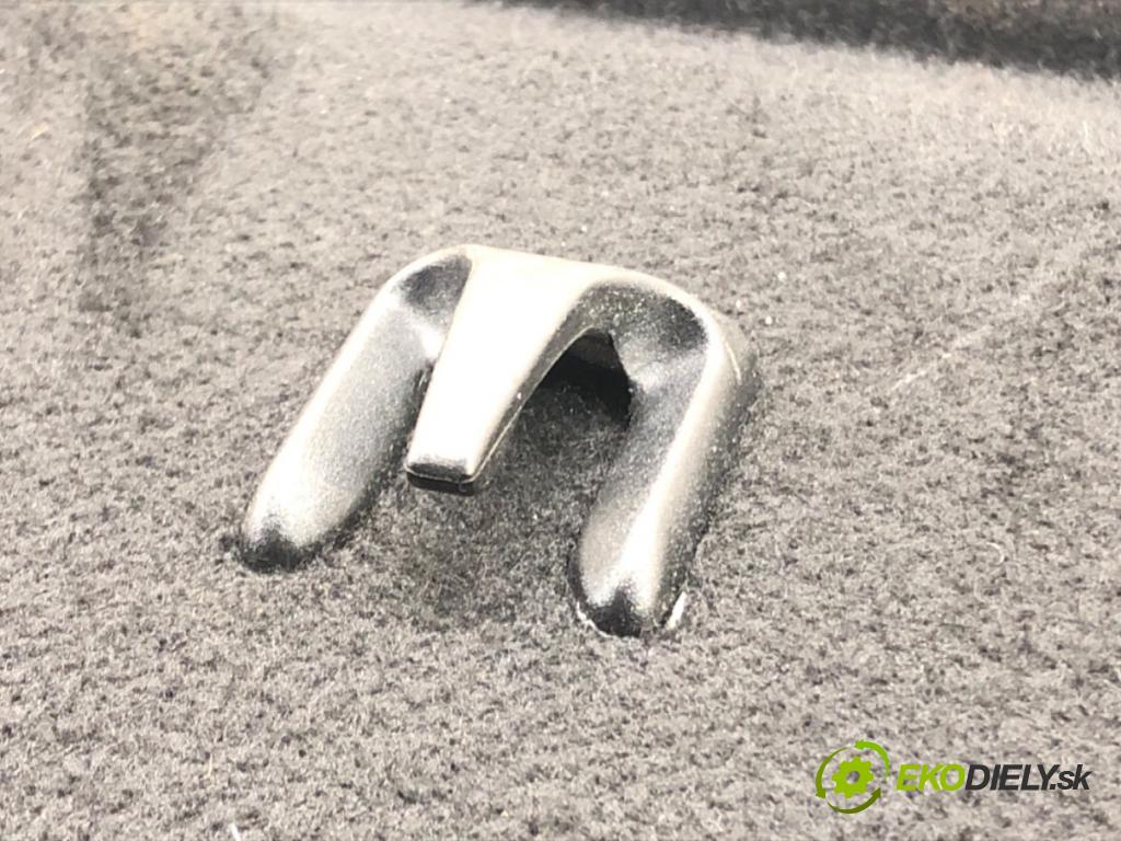 VW POLO (9N_, 9A_) 2001 - 2014    1.2 12V 47 kW [64 KM] benzyna 2001 - 2007  Pláto zadná  (Pláta zadné)