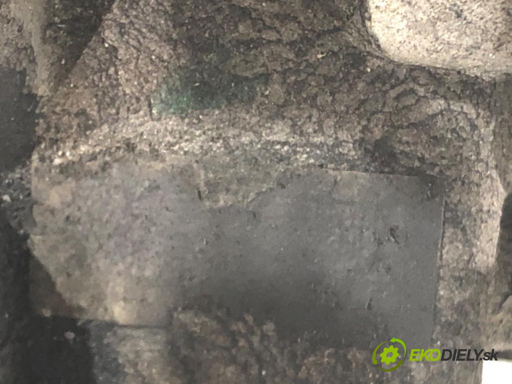 AUDI A4 B7 Avant (8ED) 2004 - 2008    3.0 TDI quattro 150 kW [204 KM] olej napędowy 2004  Hlava valcov ľavá strana BKN 059353AJ (Hlavy valcov)