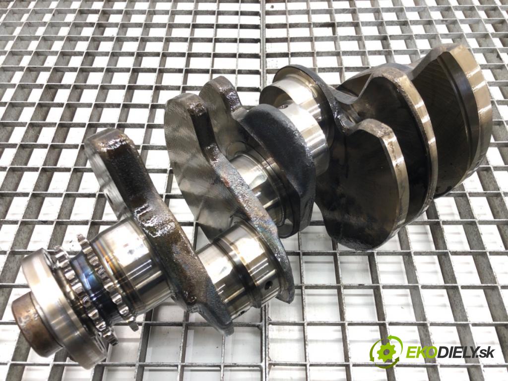 AUDI A4 B7 Avant (8ED) 2004 - 2008    3.0 TDI quattro 150 kW [204 KM] olej napędowy 2004  Kardaň, hriadeľ KLIKA: BKN (Ostatné)