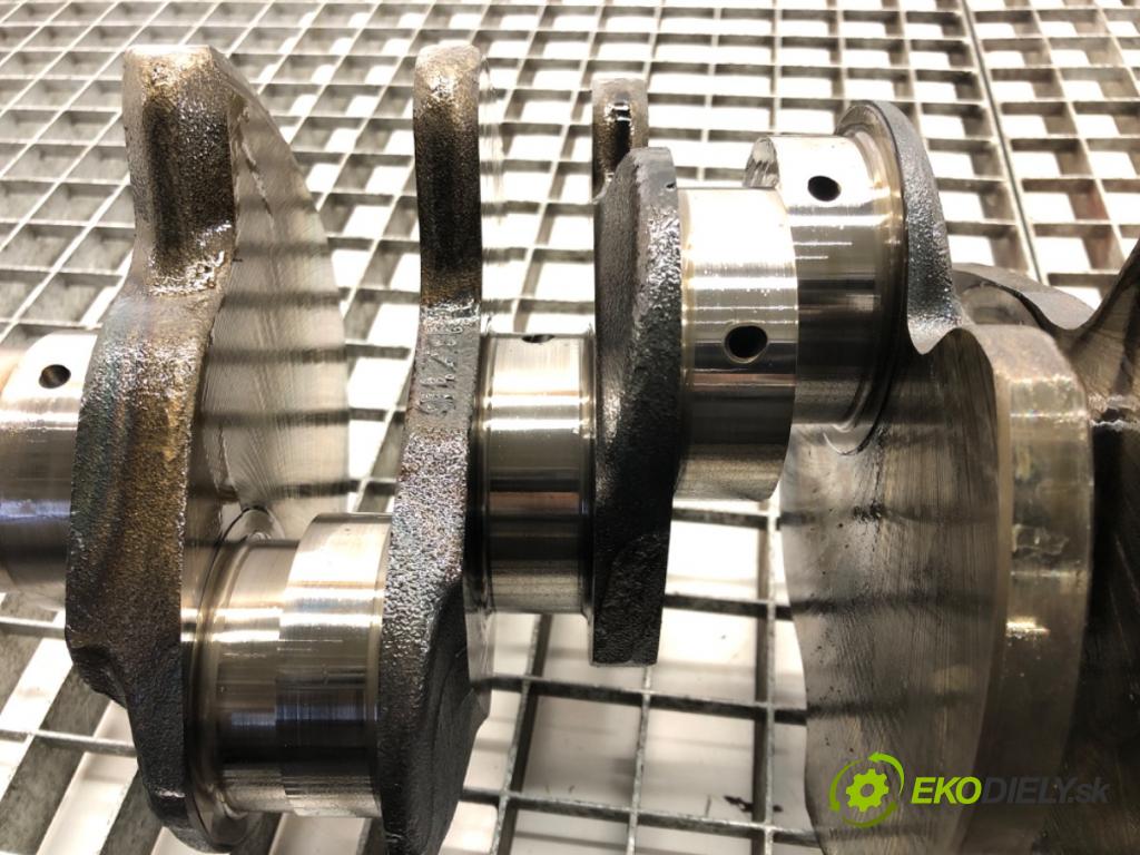 AUDI A4 B7 Avant (8ED) 2004 - 2008    3.0 TDI quattro 150 kW [204 KM] olej napędowy 2004  Kardaň, hriadeľ KLIKA: BKN (Ostatné)