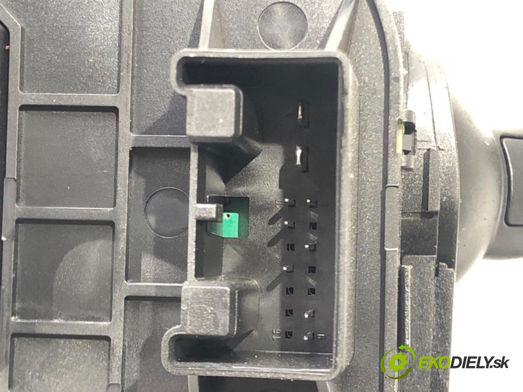 AUDI A6 C6 (4F2) 2004 - 2011    2.4 130 kW [177 KM] benzyna 2004 - 2008  Prepínač kombinovaný 4E0953503C (Prepínače, spínače, tlačidlá a ovládače kúrenia)