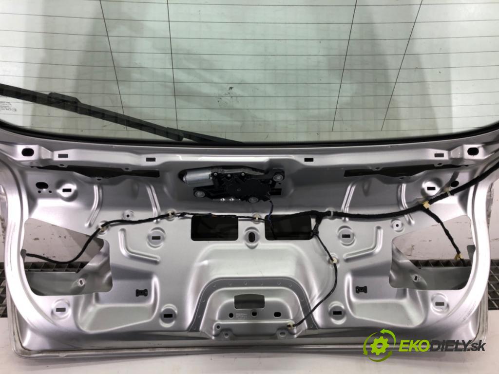 FORD MONDEO IV (BA7) 2007 - 2015    2.0 TDCi 120 kW [163 KM] olej napędowy 2010 - 2015  zadní část kapota  (Zadní kapoty)