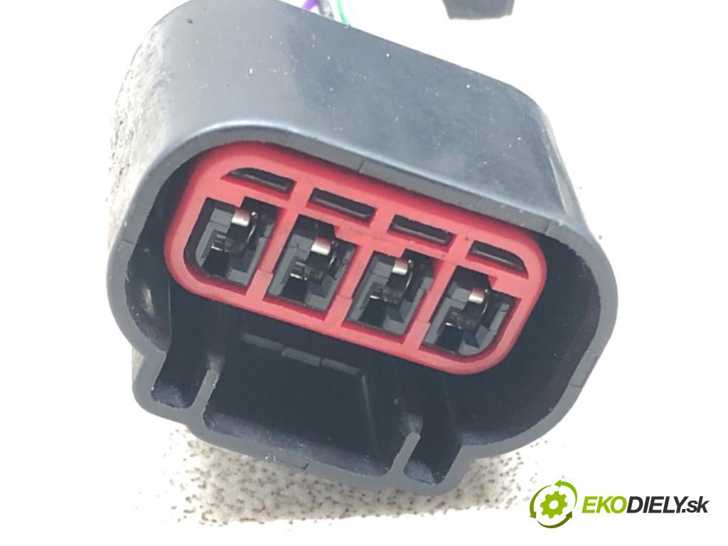 FORD MONDEO IV (BA7) 2007 - 2015    2.0 TDCi 120 kW [163 KM] olej napędowy 2010 - 2015  Kľučka predný ľavá strana vonkajšia  (Vonkajšie predné ľavé)