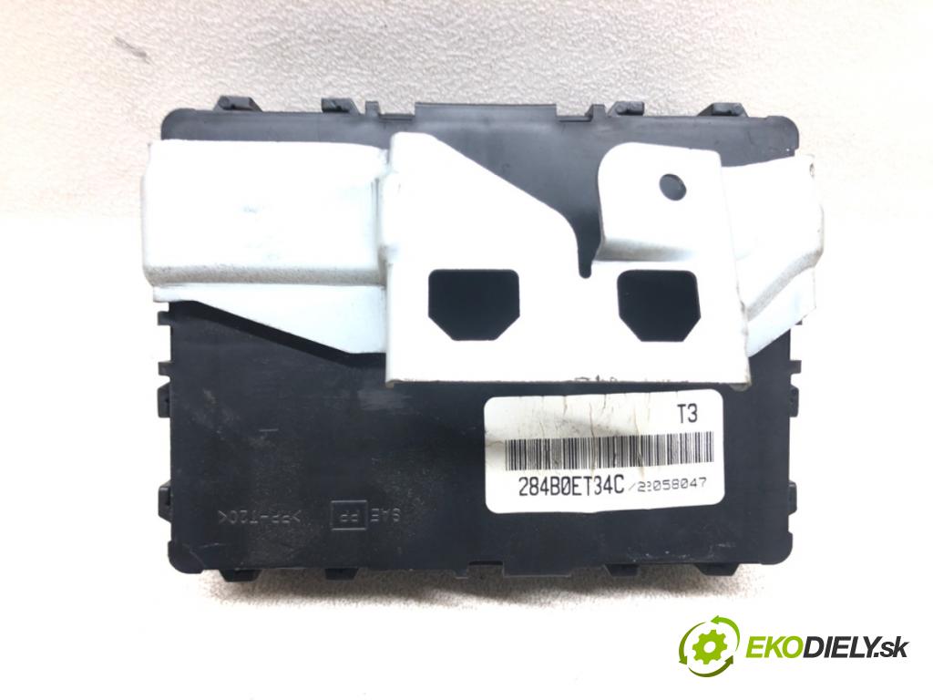 NISSAN SENTRA VI (B16) 2006 - 2013    2.5 149 kW [203 KM] benzyna 2006 - 2012  Modul komfortu 284B1ET20C (Moduly komfortu)