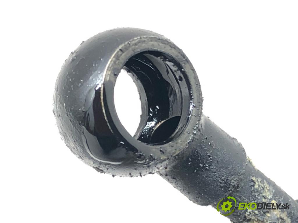 VW PASSAT B5 (3B2) 1996 - 2001    1.9 TDI 66 kW [90 KM] olej napędowy 1996 - 2000  rúrka turba  (Hadice intercoolera)