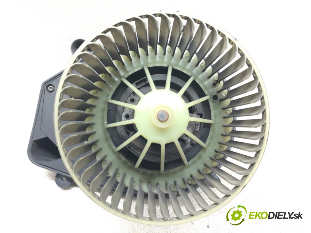 VW PASSAT B5 (3B2) 1996 - 2001    1.9 TDI 66 kW [90 KM] olej napędowy 1996 - 2000  Ventilátor ventilátor kúrenia 8D1820021 (Ventilátory kúrenia)