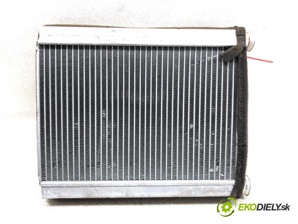 TOYOTA COROLLA (_E12_) 2001 - 2007    1.4 VVT-i (ZZE120_) 71 kW [97 KM] benzyna 2001 - 2  Výhrevné teleso, radiátor kúrenia  (Radiátory kúrenia)