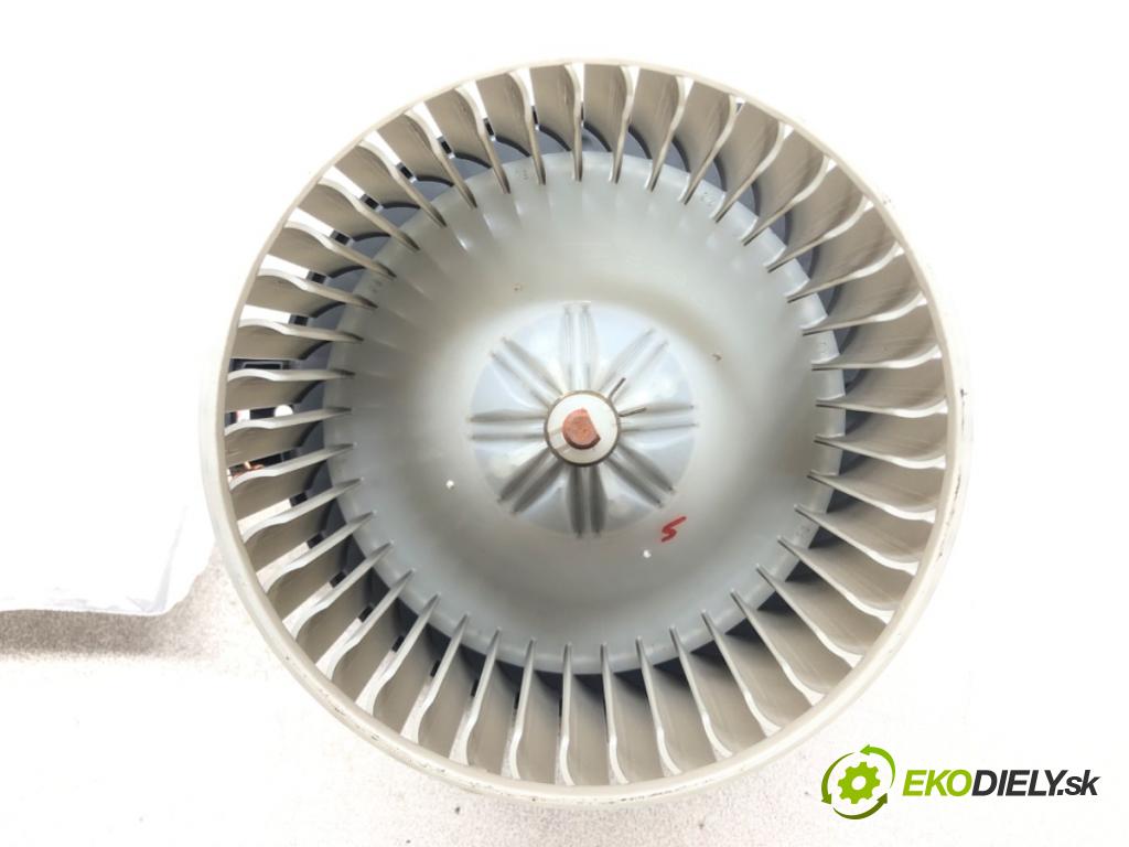 TOYOTA COROLLA (_E12_) 2001 - 2007    1.4 VVT-i (ZZE120_) 71 kW [97 KM] benzyna 2001 - 2  Ventilátor ventilátor kúrenia 016070-0610 (Ventilátory kúrenia)