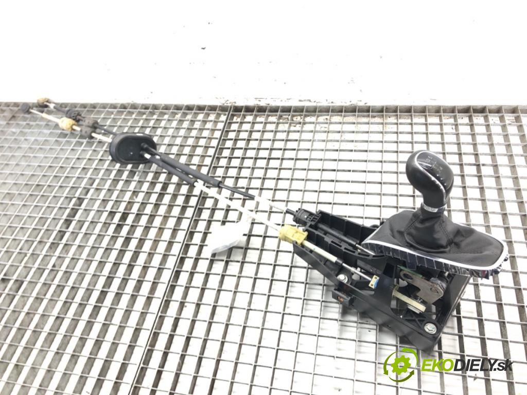 OPEL ASTRA J (P10) 2009 - 2015    1.3 CDTI (68) 70 kW [95 KM] olej napędowy 2009 - 2  Kulisa 8126201004 (Rýchlostné páky / kulisy)