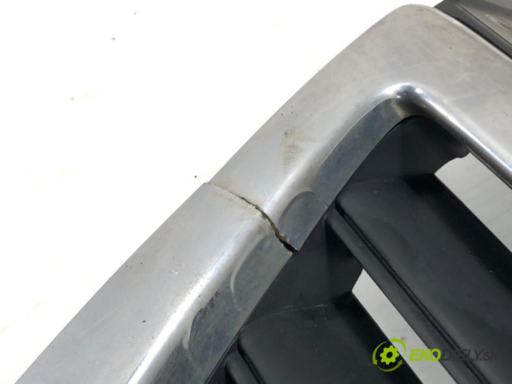 VW PASSAT B6 (3C2) 2005 - 2010    1.4 TSI 90 kW [122 KM] benzyna 2007 - 2010  mřížka maska 3C0853651AD (Mřížky (masky) chladičů)