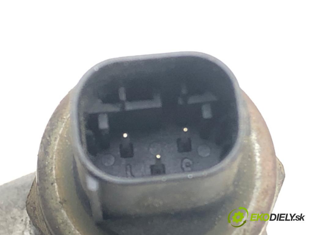 VOLVO S60 I (384) 2000 - 2010    2.4 D 93 kW [126 KM] olej napędowy 2005 - 2010  Posilovač Pumpa brzdová 30714320 (Posilňovače bŕzd)