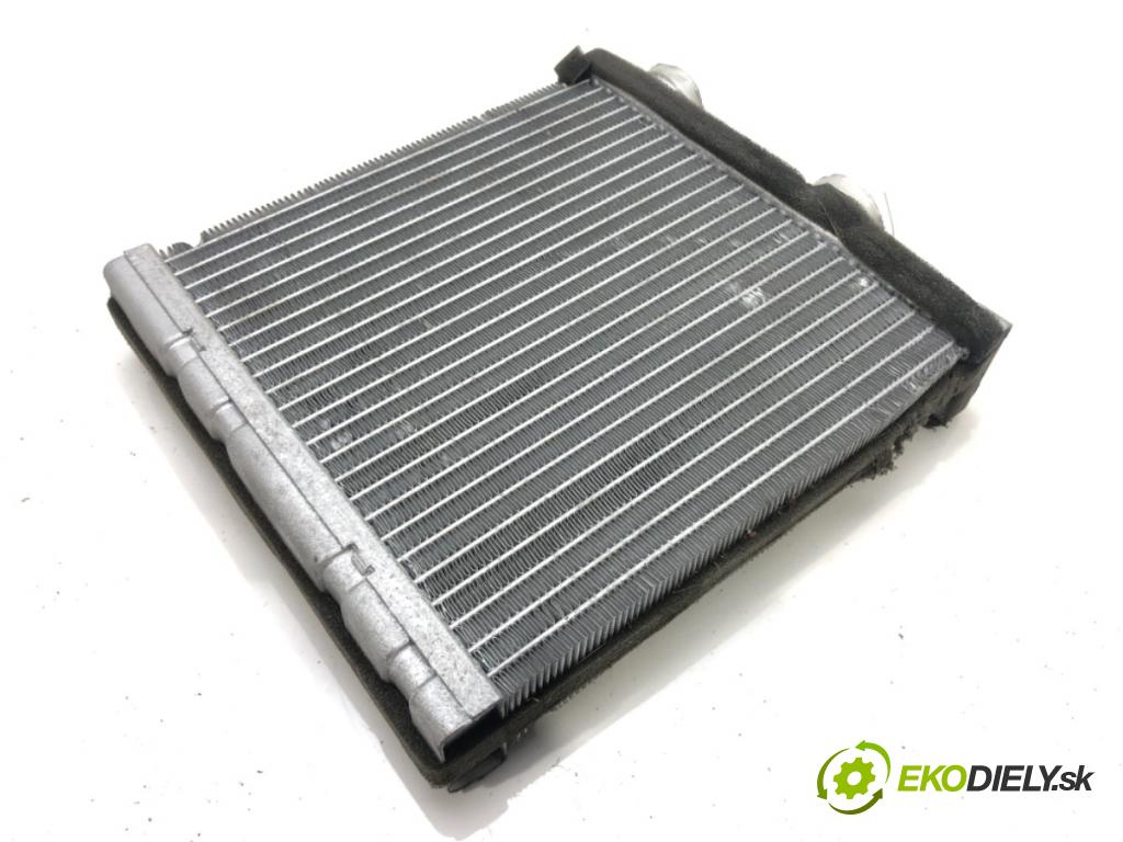 NISSAN NOTE (E12) 2012 - 2022    1.5 dCi 66 kW [90 KM] olej napędowy 2013 - 2022  Výhrevné teleso, radiátor kúrenia  (Radiátory kúrenia)