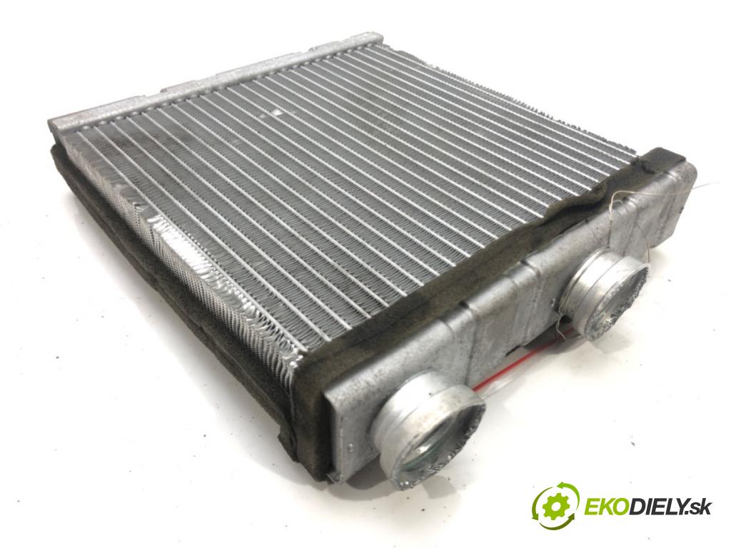 NISSAN NOTE (E12) 2012 - 2022    1.5 dCi 66 kW [90 KM] olej napędowy 2013 - 2022  Výhrevné teleso, radiátor kúrenia  (Radiátory kúrenia)