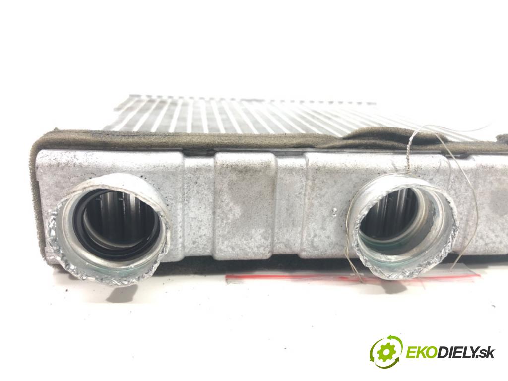 NISSAN NOTE (E12) 2012 - 2022    1.5 dCi 66 kW [90 KM] olej napędowy 2013 - 2022  Výhrevné teleso, radiátor kúrenia  (Radiátory kúrenia)