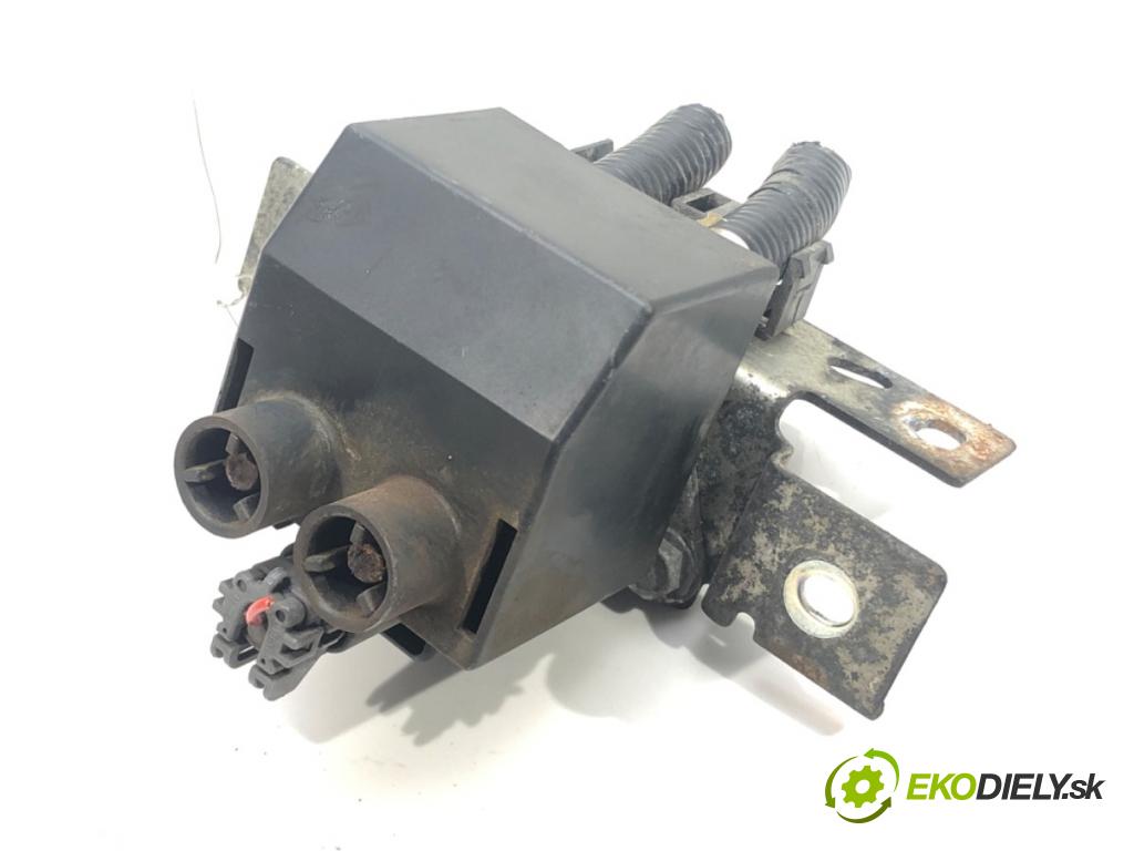 NISSAN NOTE (E12) 2012 - 2022    1.5 dCi 66 kW [90 KM] olej napędowy 2013 - 2022  relé 253400-2971 (Relé)