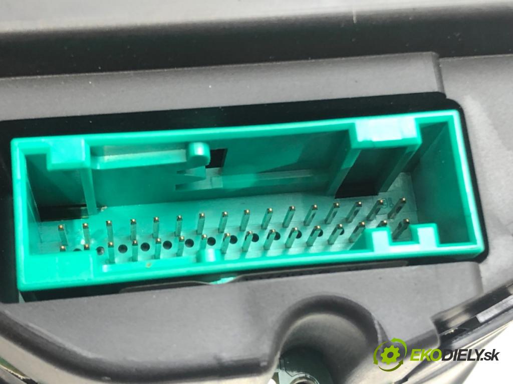 VW POLO (9N_, 9A_) 2001 - 2014    1.2 12V 47 kW [64 KM] benzyna 2001 - 2007  Prístrojovka 6Q0920803E (Prístrojové dosky, displeje)