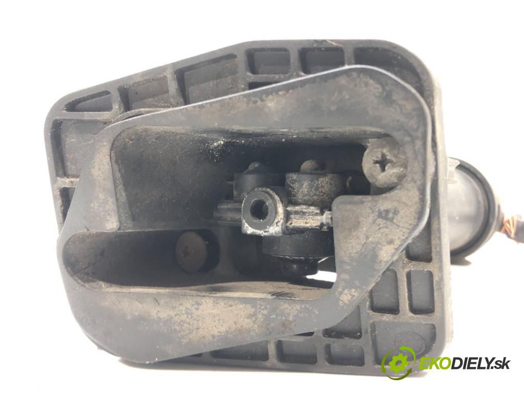 NISSAN PRIMERA (P12) 2002 - 2022    1.8 85 kW [115 KM] benzyna 2002 - 2008  ostrekovača svetla ľavy 28655AU300 (Motorčeky, čerpadlá ostrekovačov)