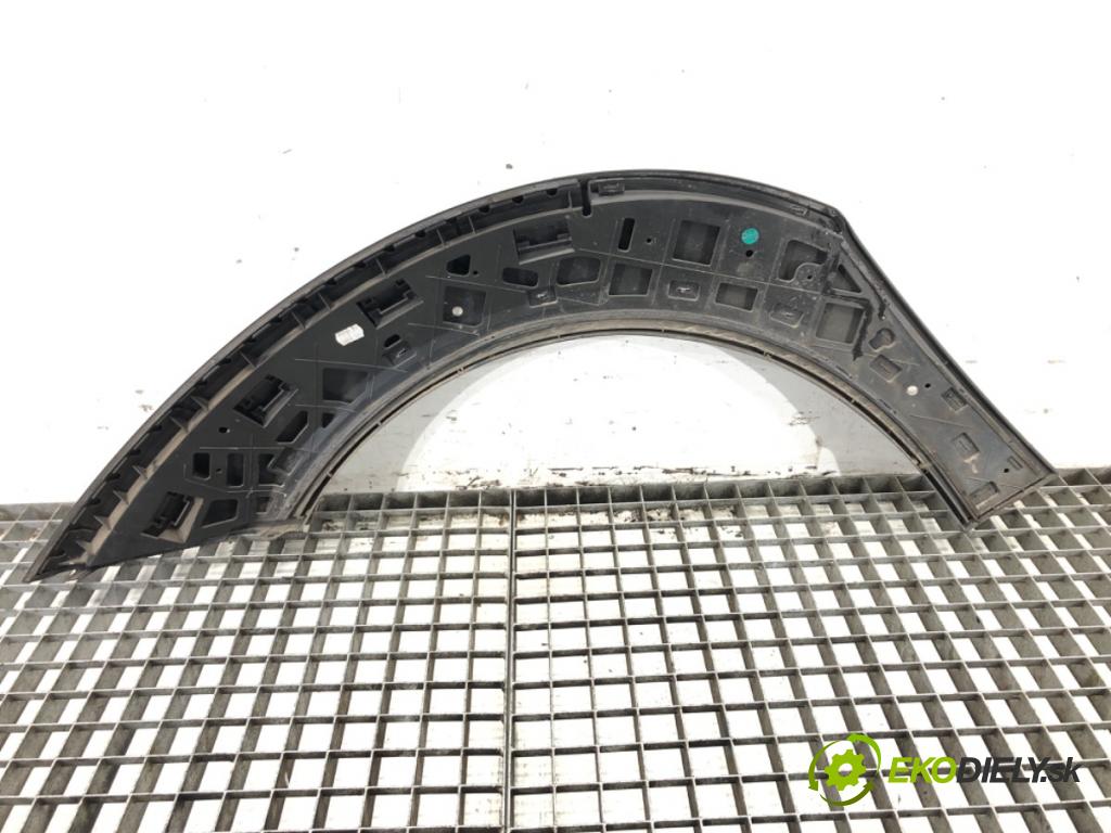SEAT ALTEA (5P1) 2004 - 2022    2.0 TDI 125 kW [170 KM] olej napędowy 2006 - 2022  lišta blatníka přední část pravá 5P8853718