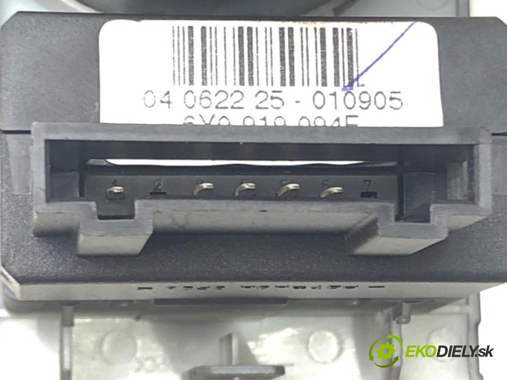 SKODA FABIA I (6Y2) 1999 - 2008    1.4 TDI 55 kW [75 KM] olej napędowy 2003 - 2008  Spínač svetiel na prístrojovej doske 6Y1941531K (Prepínače, spínače, tlačidlá a ovládače kúrenia)