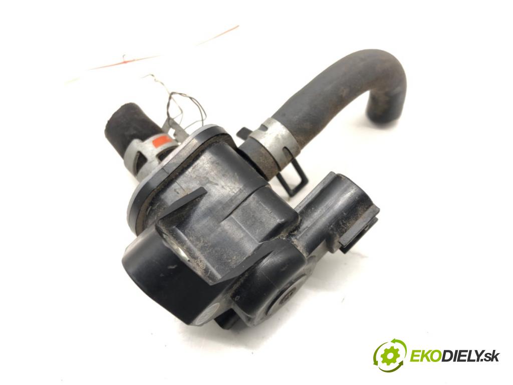 TOYOTA YARIS (_P13_) 2010 - 2022    1.0 (KSP130) 53 kW [72 KM] benzyna 2018 - 2022  Ventil tlaku 136200-7120 (Ventily)