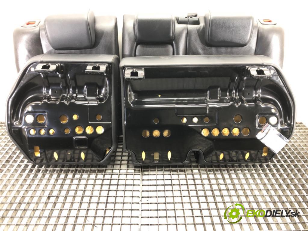 FORD KUGA I 2008 - 2012    2.0 TDCi 100 kW [136 KM] olej napędowy 2008 - 2012  Sedadlo zad  (Sedačky, sedadlá)