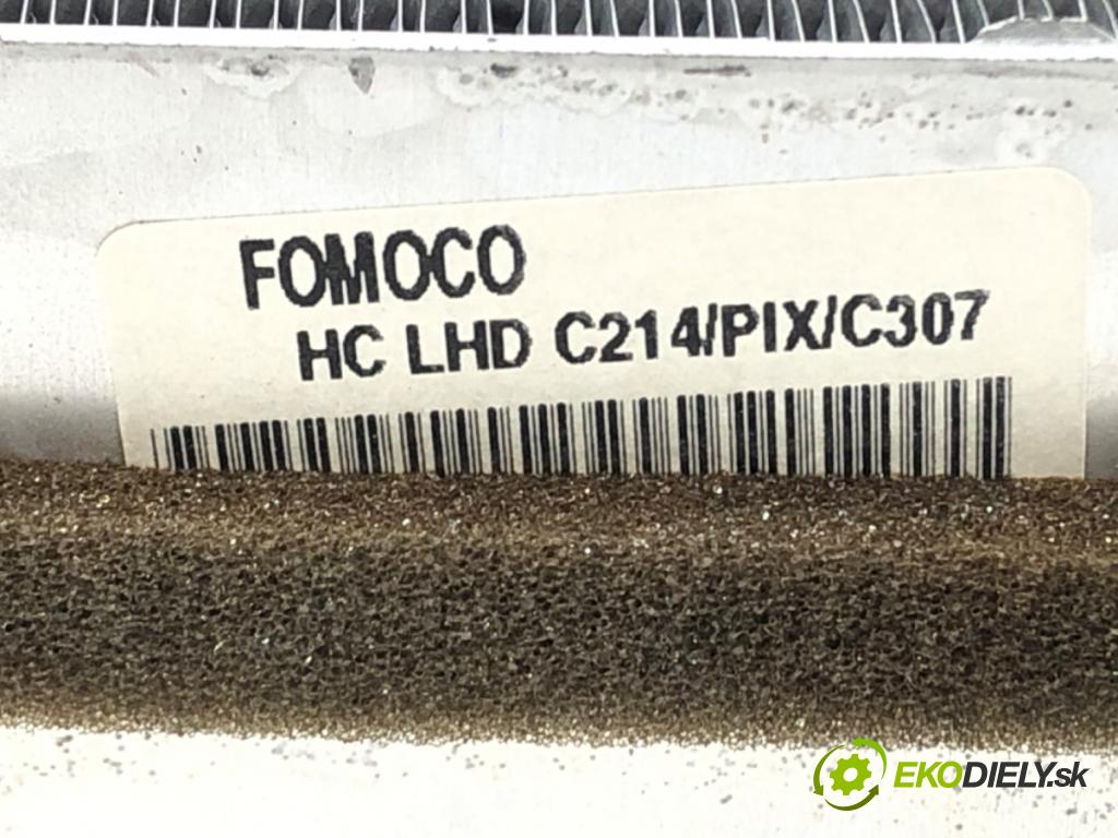 FORD KUGA I 2008 - 2012    2.0 TDCi 100 kW [136 KM] olej napędowy 2008 - 2012  Výhrevné teleso, radiátor kúrenia  (Radiátory kúrenia)