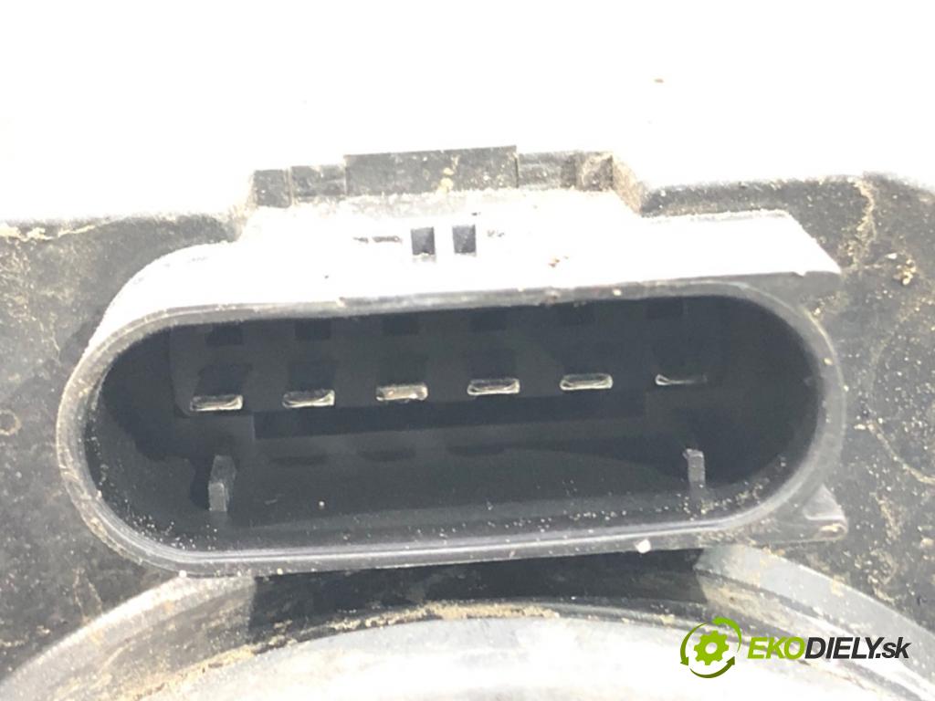 MITSUBISHI COLT VI (Z3_A, Z2_A) 2002 - 2012    1.1 55 kW [75 KM] benzyna 2004 - 2012  Svetlomet pravy 8301B180 (Pravé)