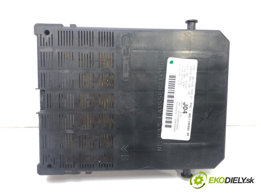 PEUGEOT 307 SW (3H) 2002 - 2009    1.6 16V 80 kW [109 KM] benzyna 2002 - 2008  Modul BSI 9651196980 (Poistkové skrinky)