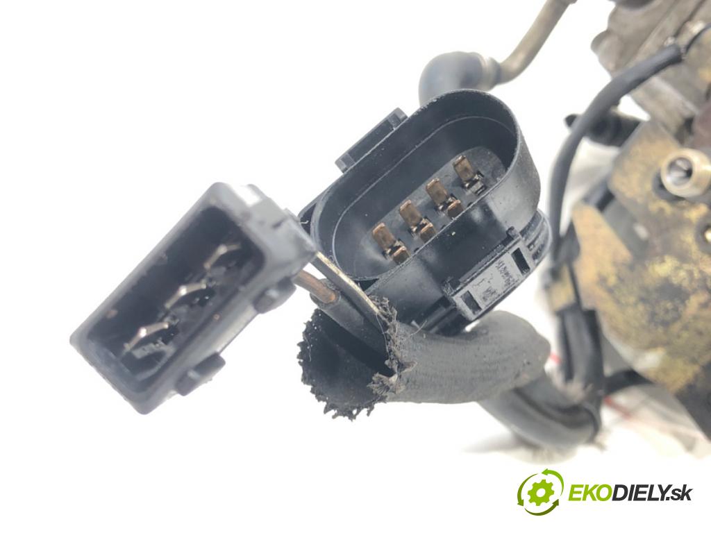 VW PASSAT B5 (3B2) 1996 - 2001    1.9 TDI 81 kW [110 KM] olej napędowy 1996 - 2000  Pumpa vstrekovacia 0460404969 (Vstrekovacie čerpadlá)