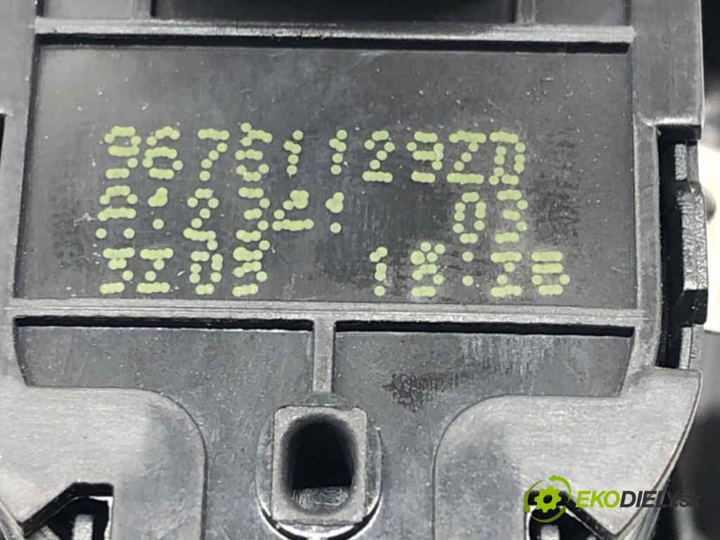 PEUGEOT 208 I (CA_, CC_) 2012 - 2022    1.2 VTI 82 60 kW [82 KM] benzyna 2012 - 2022  Prepínač okien 96751129ZD (Prepínače, spínače, tlačidlá a ovládače kúrenia)