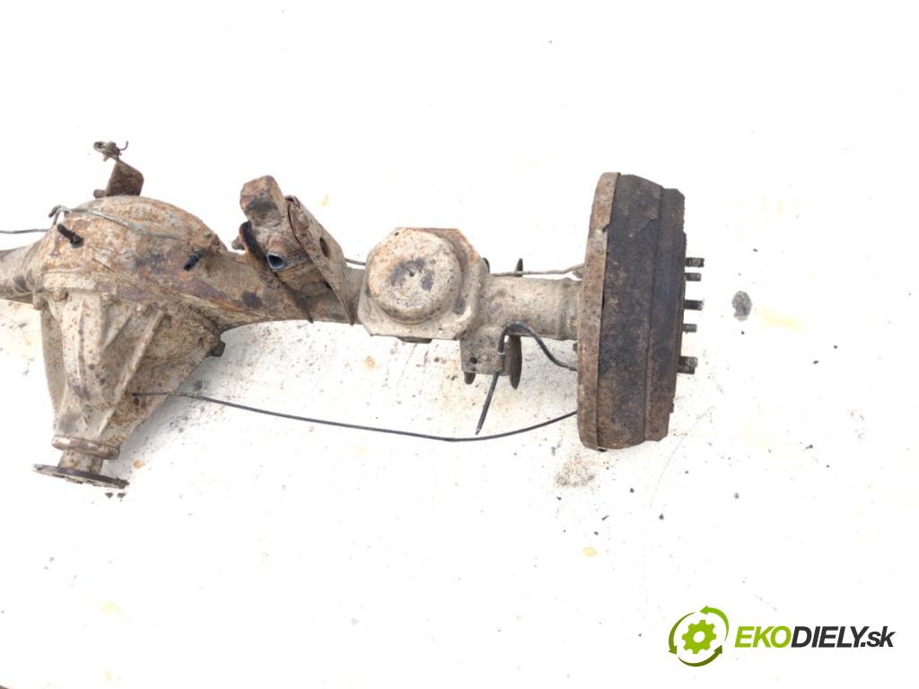 NISSAN PATHFINDER II (R50) 1995 - 2005    3.3 V6 4WD 110 kW [150 KM] benzyna 1998 - 2000  Most zad ,diferenciál  (Zadné)