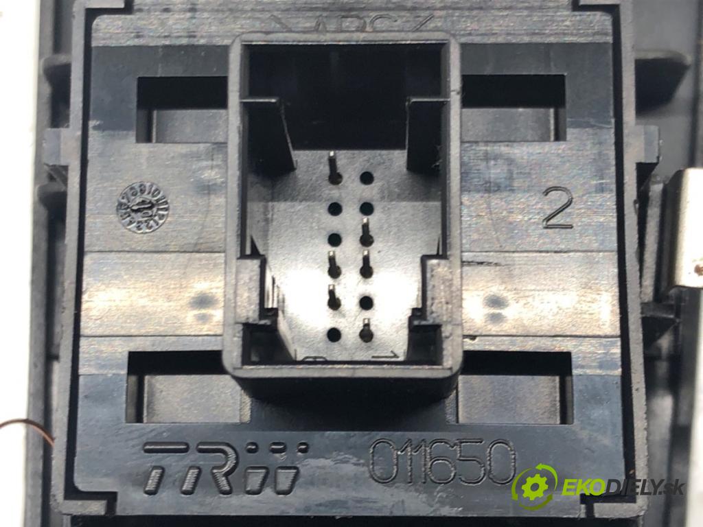 FIAT BRAVO II (198_) 2006 - 2022    1.9 D Multijet (198AXB1A) 88 kW [120 KM] olej napę  Prepínač okien 011650 (Prepínače, spínače, tlačidlá a ovládače kúrenia)