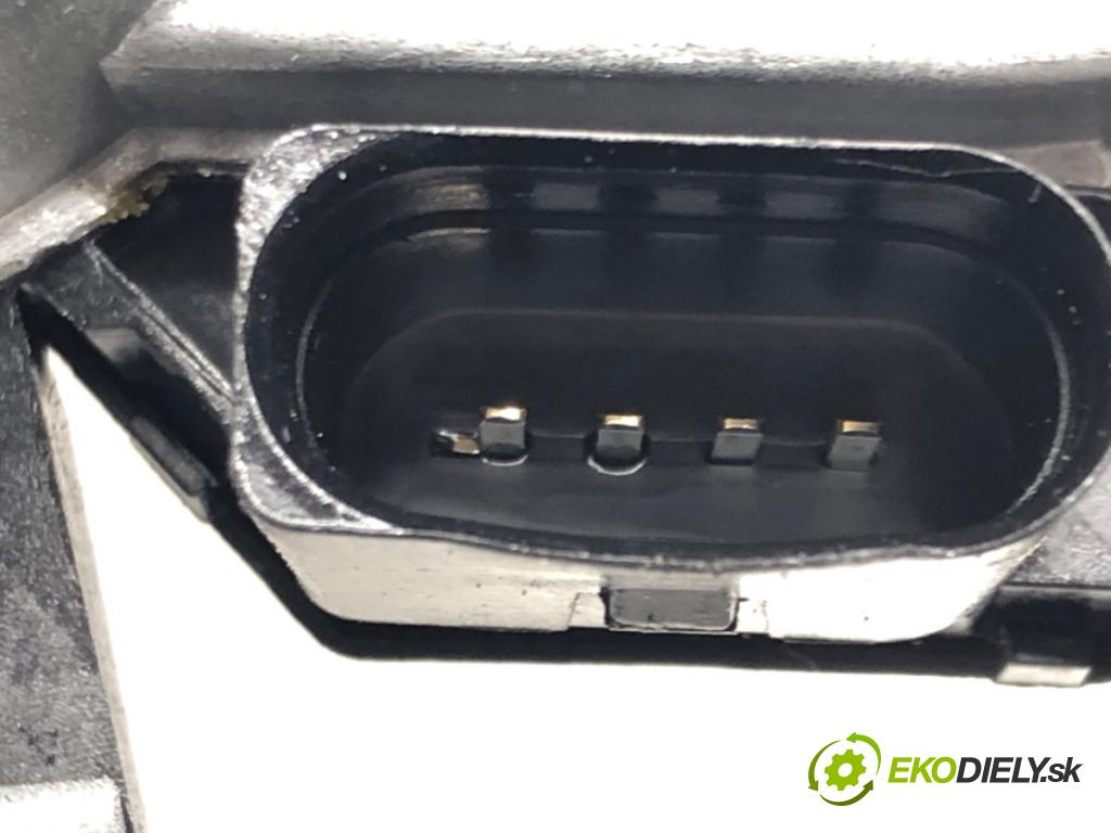 VW GOLF VII Variant (BA5, BV5) 2013 - 2022    1.4 TSI 103 kW [140 KM] benzyna 2013 - 2017  Motorček stieračov zad 5G0955711 (Ostatné)
