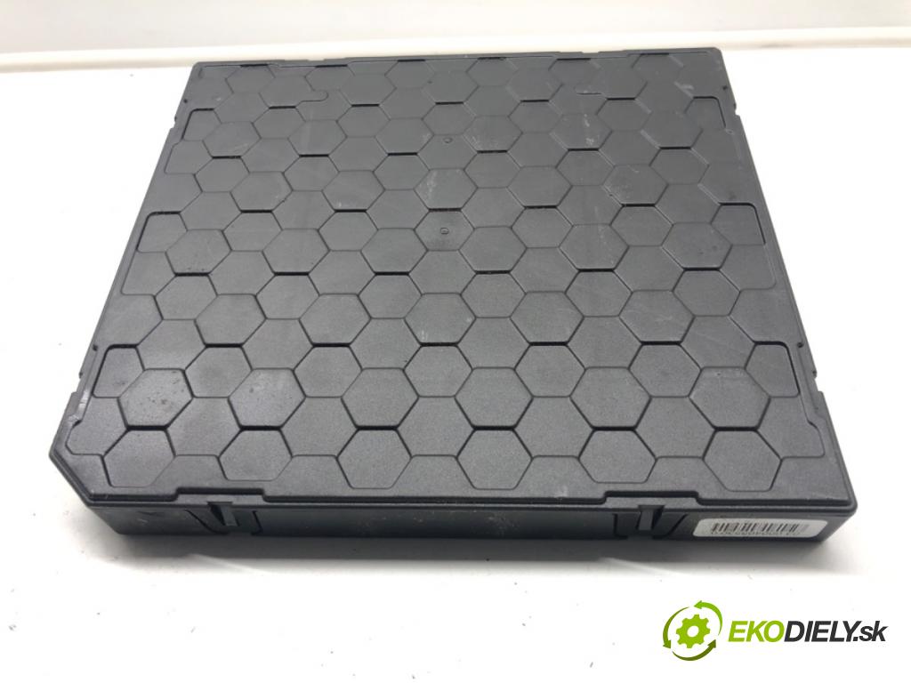 VW GOLF VII Variant (BA5, BV5) 2013 - 2022    1.4 TSI 103 kW [140 KM] benzyna 2013 - 2017  Modul komfortu 5Q0937086AH (Moduly komfortu)