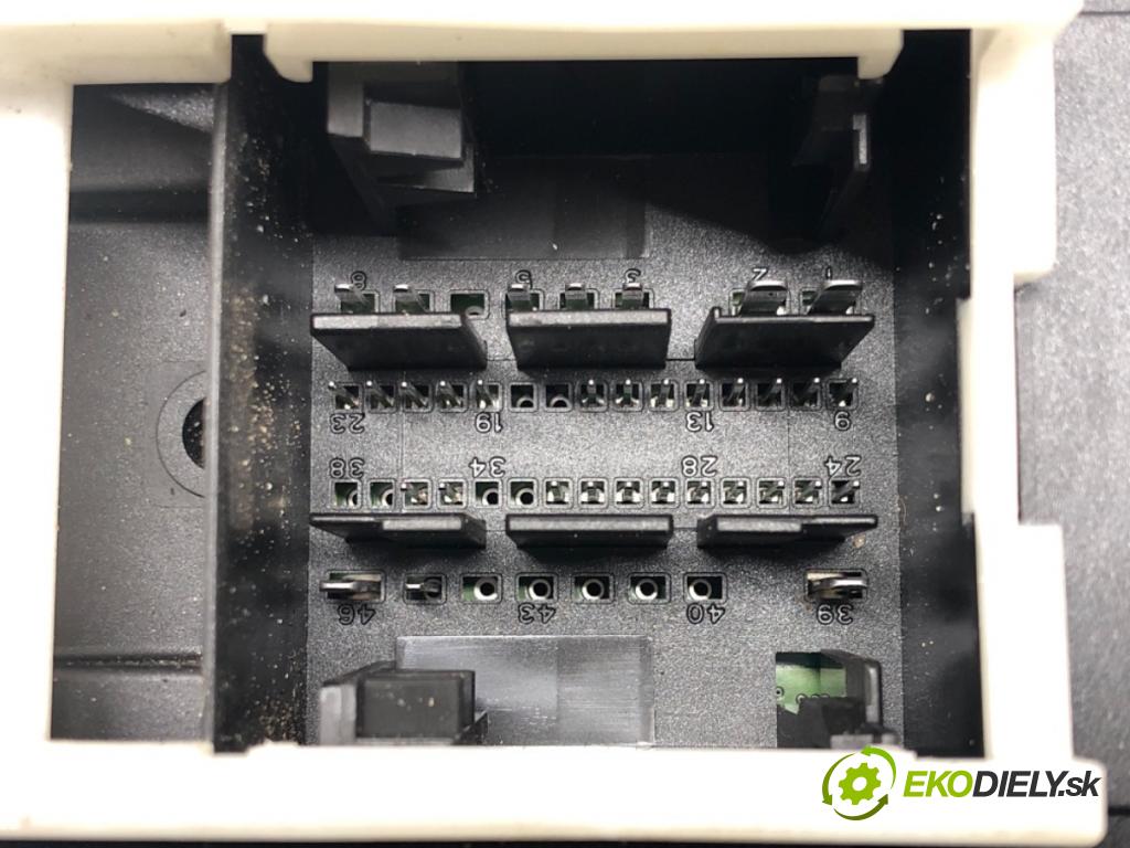 VW GOLF VII Variant (BA5, BV5) 2013 - 2022    1.4 TSI 103 kW [140 KM] benzyna 2013 - 2017  Modul komfortu 5Q0937086AH (Moduly komfortu)