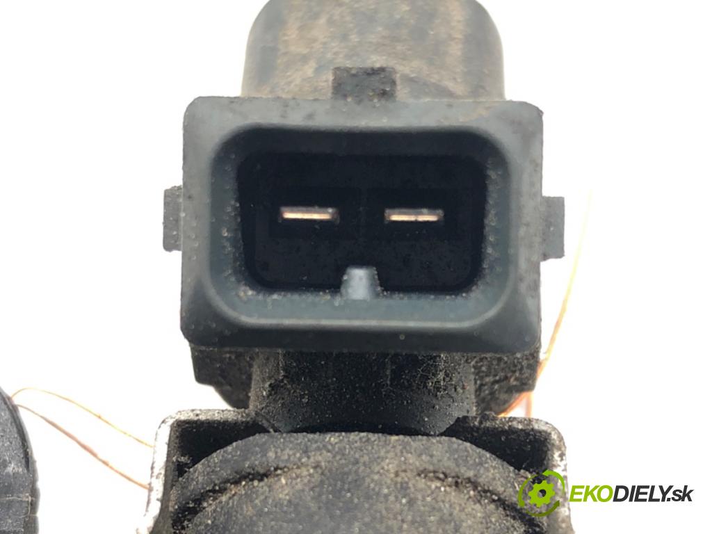 OPEL AGILA (A) (H00) 2000 - 2007    1.2 16V (F68) 55 kW [75 KM] benzyna 2000 - 2007  Lišta vstrekovacia Vstrekovacie ventily 0280151076 (Vstrekovacie lišty)