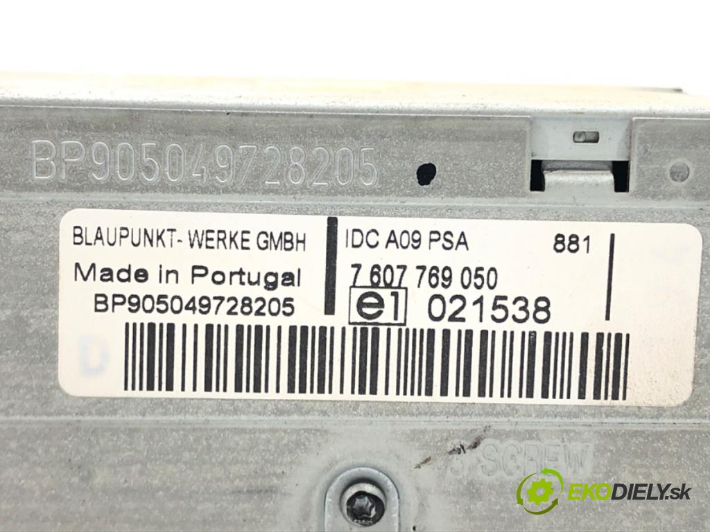 PEUGEOT 307 (3A/C) 2000 - 2012    2.0 HDi 135 100 kW [136 KM] olej napędowy 2003 - 2  Menič CD 7607769650 (CD meniče)