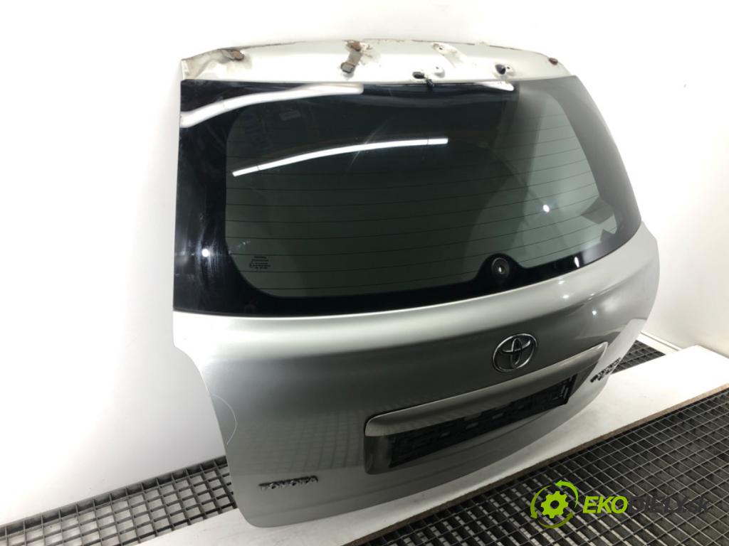 TOYOTA AVENSIS Kombi (_T25_) 2003 - 2008    2.2 D-4D (ADT251_) 110 kW [150 KM] olej napędowy 2  zadní část kapota  (Zadní kapoty)