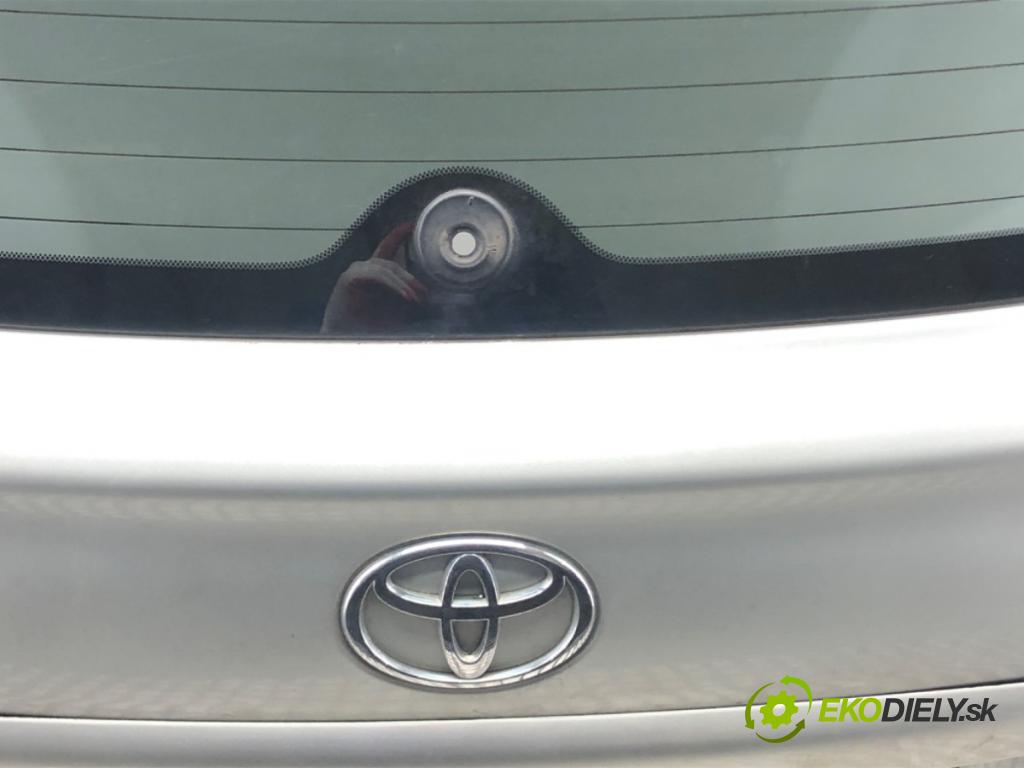 TOYOTA AVENSIS Kombi (_T25_) 2003 - 2008    2.2 D-4D (ADT251_) 110 kW [150 KM] olej napędowy 2  zadní část kapota  (Zadní kapoty)