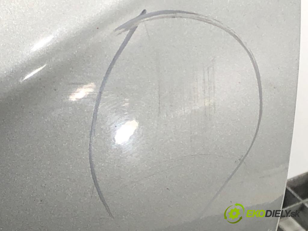 TOYOTA AVENSIS Kombi (_T25_) 2003 - 2008    2.2 D-4D (ADT251_) 110 kW [150 KM] olej napędowy 2  zadní část kapota  (Zadní kapoty)