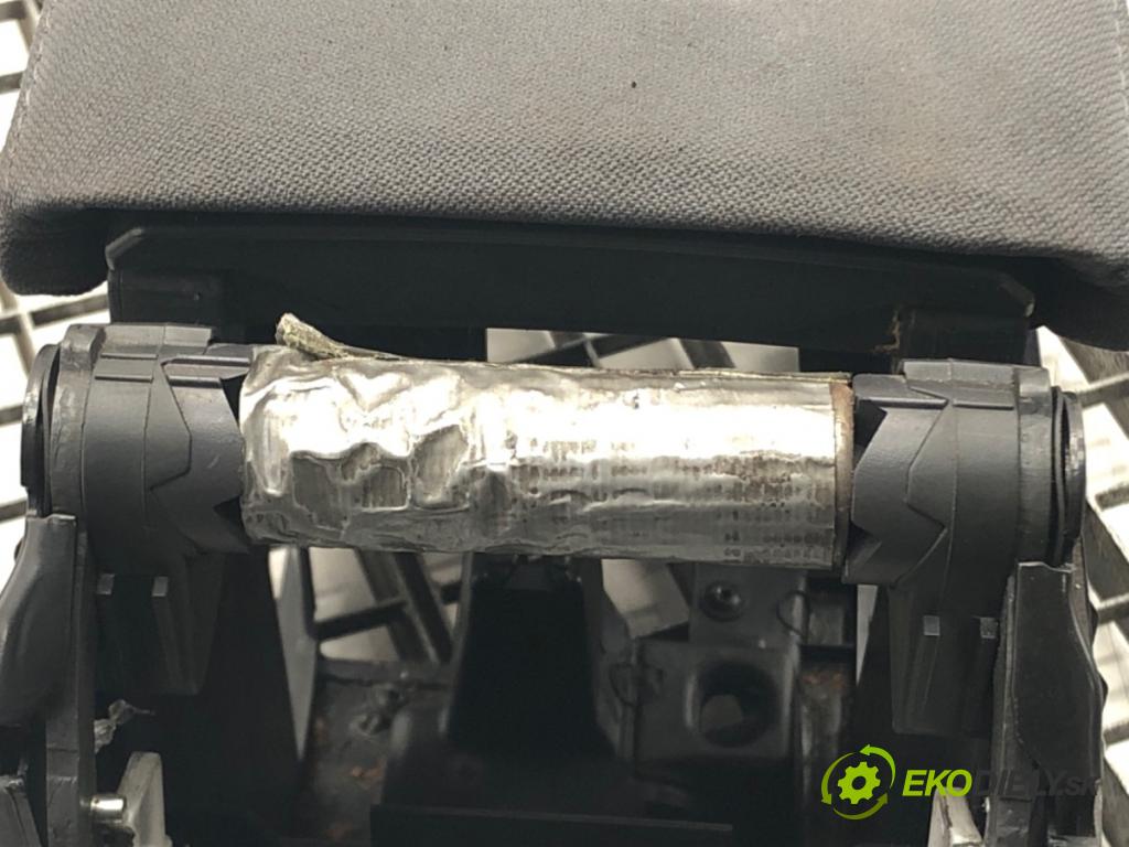 VW GOLF V (1K1) 2003 - 2010    1.9 TDI 77 kW [105 KM] olej napędowy 2003 - 2008  Lakťová opierka  (Lakťové opierky)