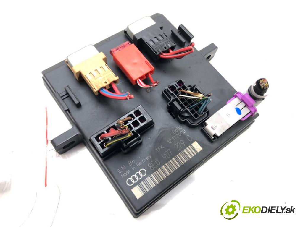 AUDI A4 B6 (8E2) 2000 - 2005    2.5 TDI 120 kW [163 KM] olej napędowy 2002 - 2004  Modul komfortu 8E0907279C (Moduly komfortu)