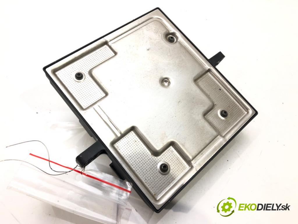 AUDI A4 B6 (8E2) 2000 - 2005    2.5 TDI 120 kW [163 KM] olej napędowy 2002 - 2004  Modul komfortu 8E0907279C (Moduly komfortu)