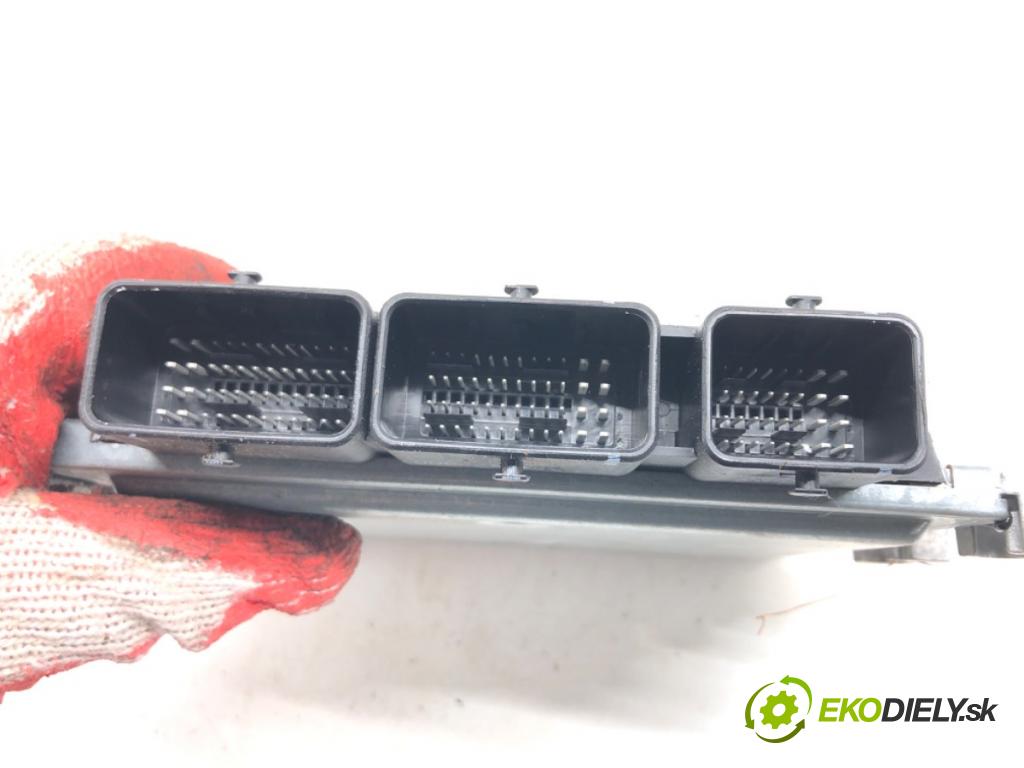 FORD S-MAX (WA6) 2006 - 2014    1.8 TDCi 92 kW [125 KM] olej napędowy 2006 - 2014  řídící jednotka motora 7G91-124650-TF (Řídící jednotky)